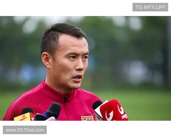 范晓冬批冈田武史平庸 对其误解解围情绪